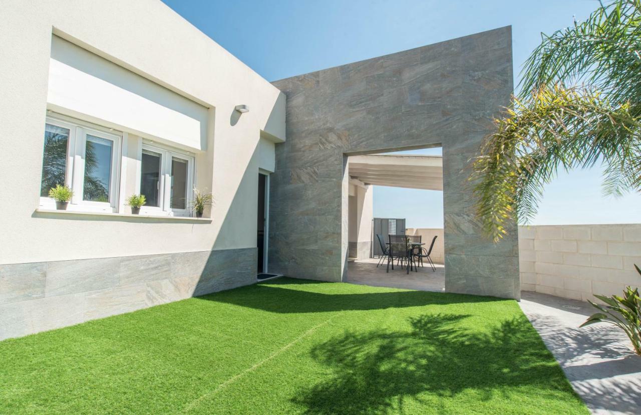 Las Casitas De Noah Monserrat Eksteriør billede